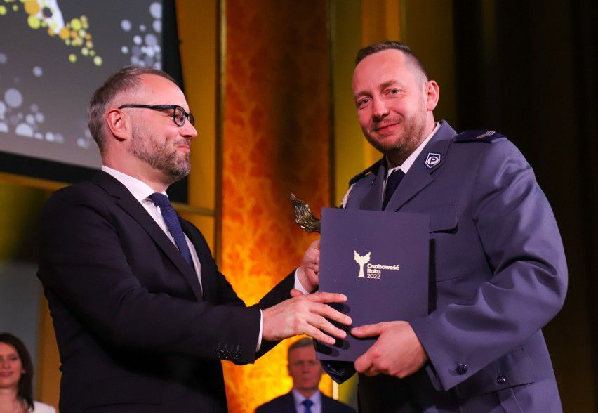 - 2023-04-21_bur_10.jpg - 2023-04-21_bur_10.jpg