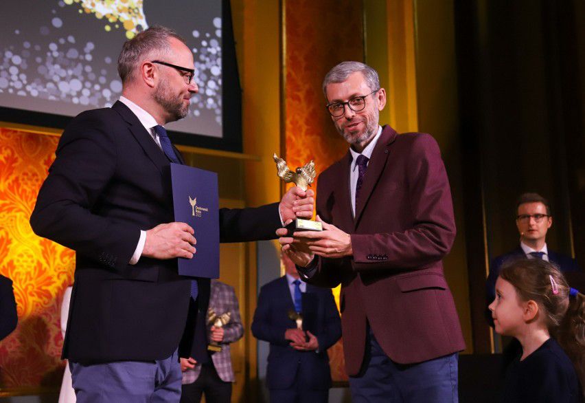 - 2023-04-21_bur_12.jpg - 2023-04-21_bur_12.jpg