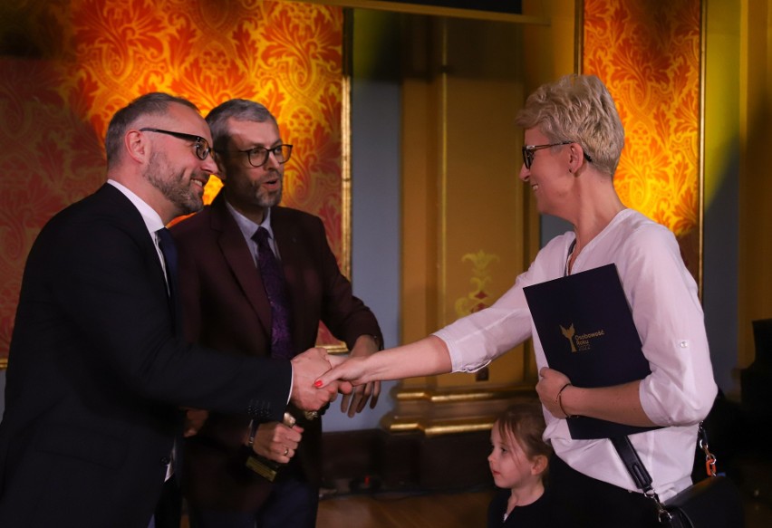 - 2023-04-21_bur_3.jpg - 2023-04-21_bur_3.jpg