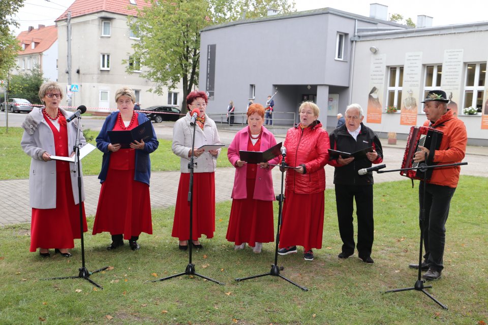 - 2023-10-06_ur_11.jpg - 2023-10-06_ur_11.jpg