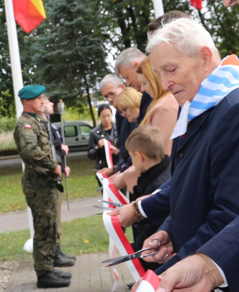 - 2023-10-06_ur_13.jpg - 2023-10-06_ur_13.jpg